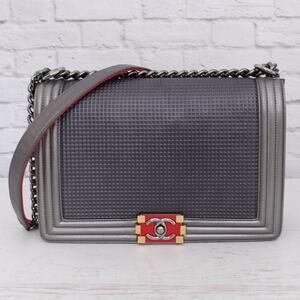 Chanel Boy Bag Cube Grey Lambskin Leather Shoulder Crossbody Purse A4572